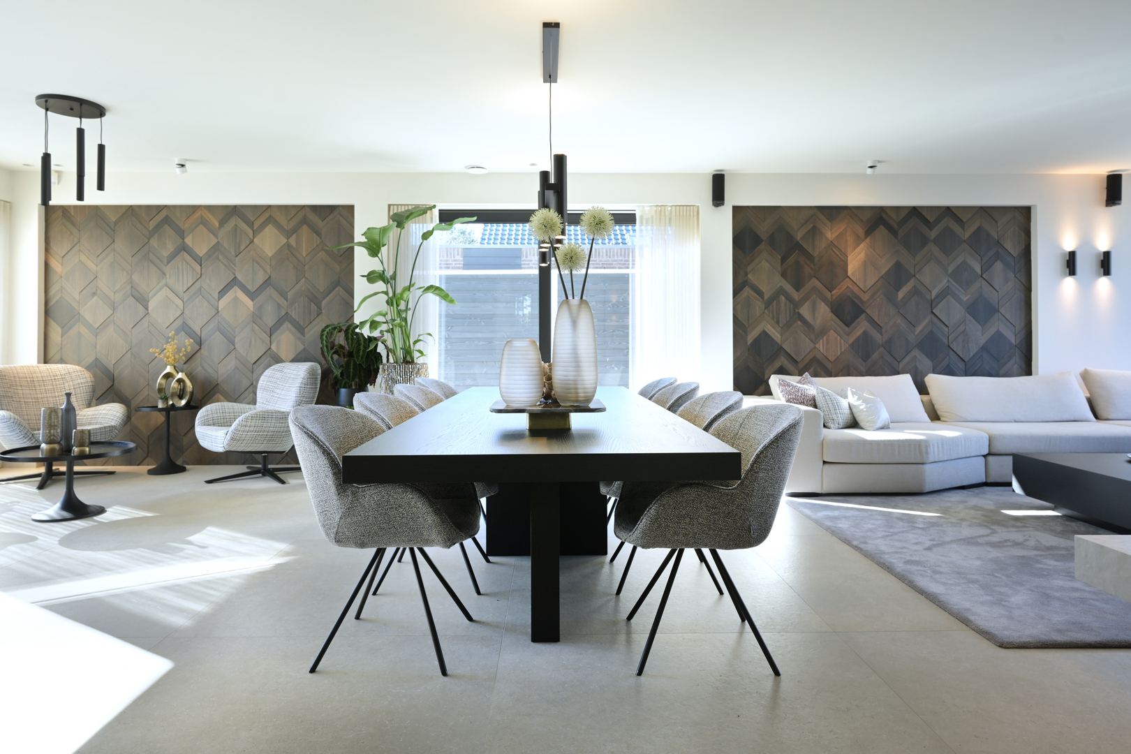 Woonkamer Binnenhuisarchitect Met Tegelvloer Vrijstaande Woning